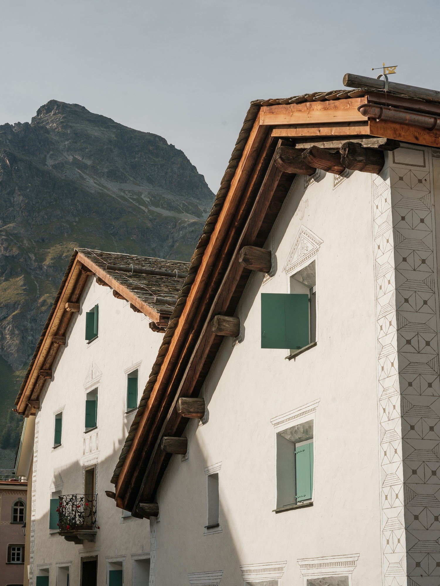 A view of the rooftops of Ches Marchetta hotel and house